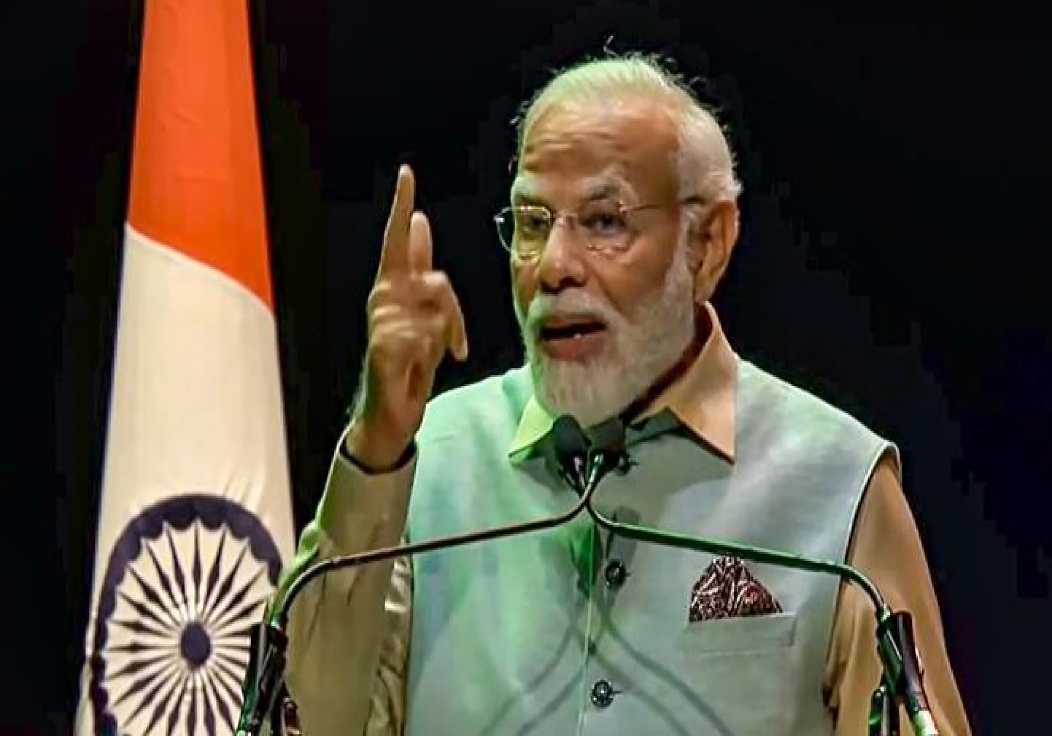Prime Minister Narendra Modi announced a 5-year work visa for Indian students pursuing master's degrees in France Prime Minister Narendra Modi announced a 5-year work visa for Indian students pursuing master's degrees in France